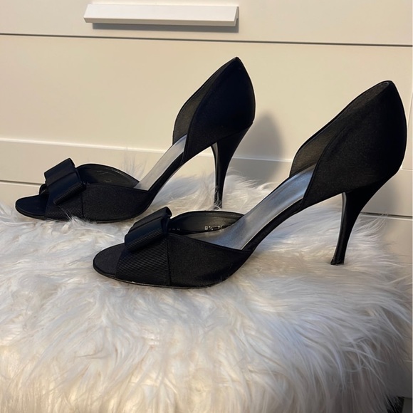 Stuart Weitzman Satin Heels - Picture 4 of 6